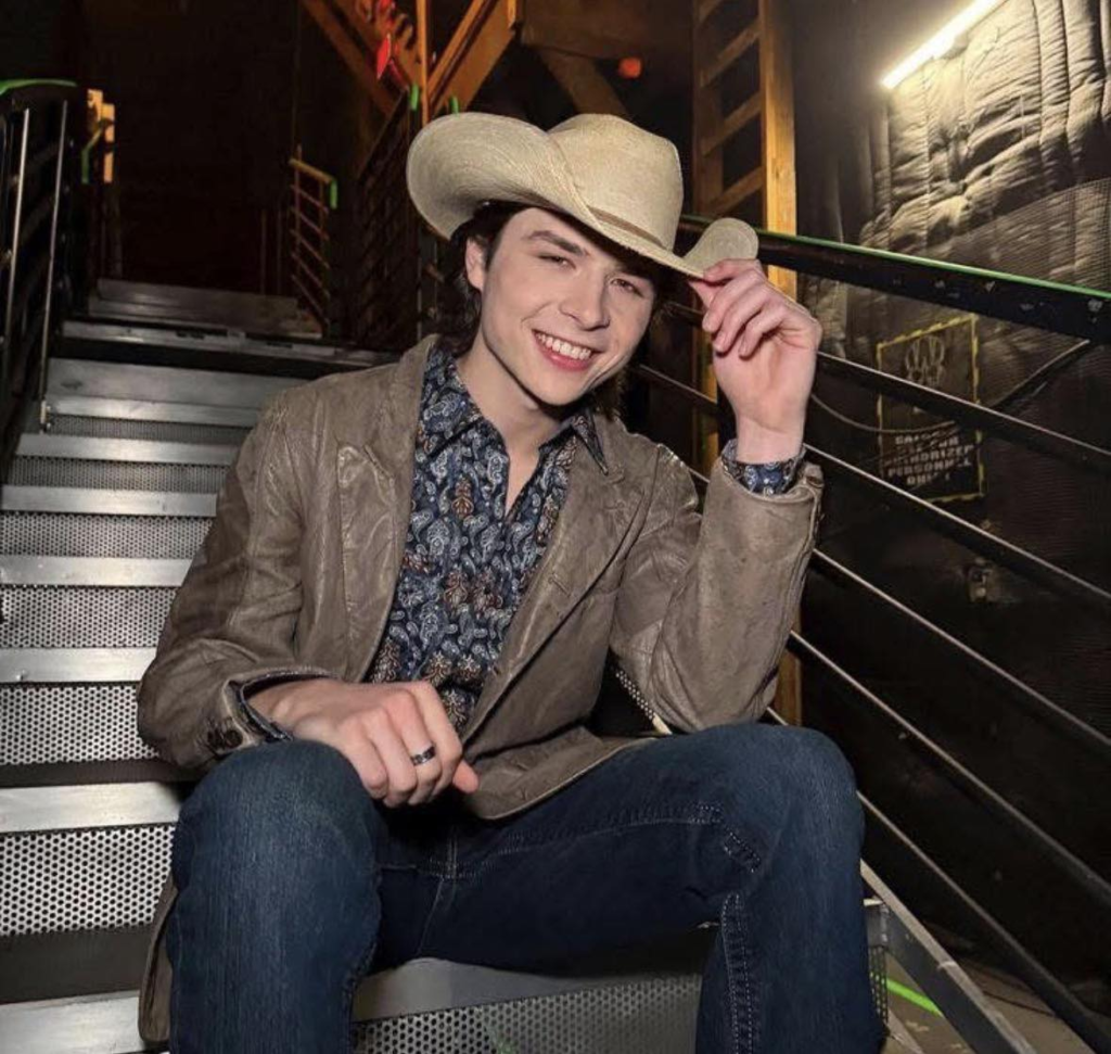 20 New Images Shows Why John Foster Country Music Feels So Real and Honest 16 image 956